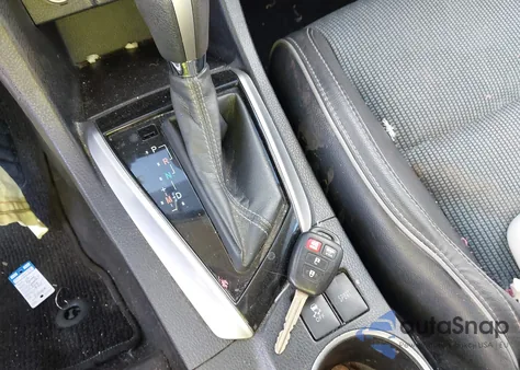 2015 Toyota Corolla S Plus из США, поврежденный, VIN 5YFBURHE1FP342637